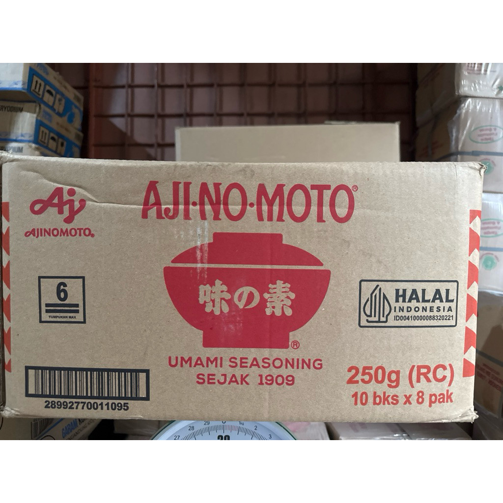 

Ajinomoto 250 gram @ 10x8 = 180 bks / 1 dus