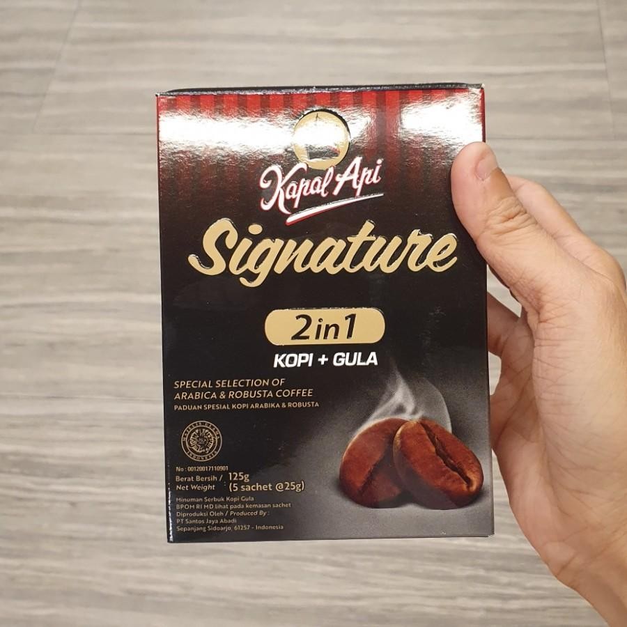 

Kapal Api Signature 2 in 1 Kopi Arabica + Robusta ( 5 Sachets )