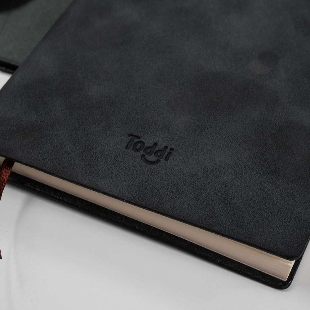 

Toddi Buku Jurnal Hardcover Notebook Diary A6 160 Lembar Grid - 173