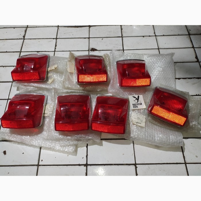 stoplamp Vespa new PX original Piaggio Italy bukan taiwan