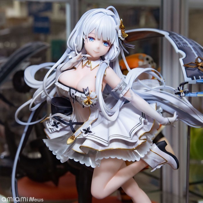 (Pre Order) Figure Azur Lane - Illustrious Muse Ver. (Golden Head)