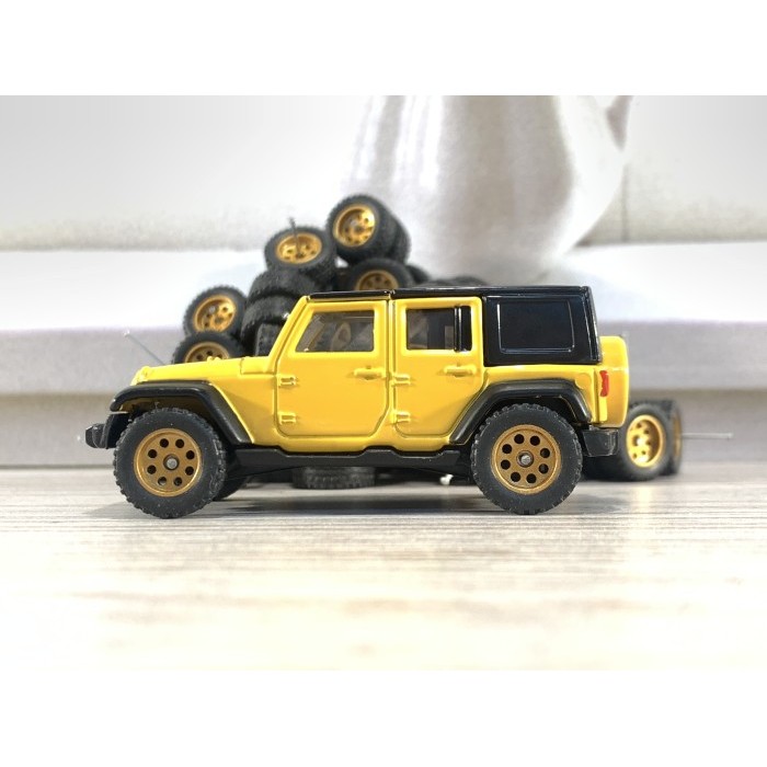 READY  VELG BAN KARET HOT WHEELS MODEL OFFROAD KALENG DIECAST - GOLD