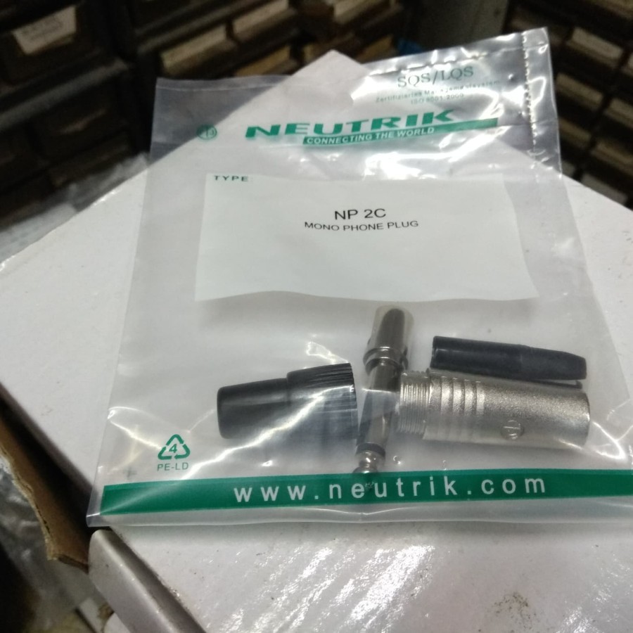 Jack AKAI Mono Neutrik NP2C