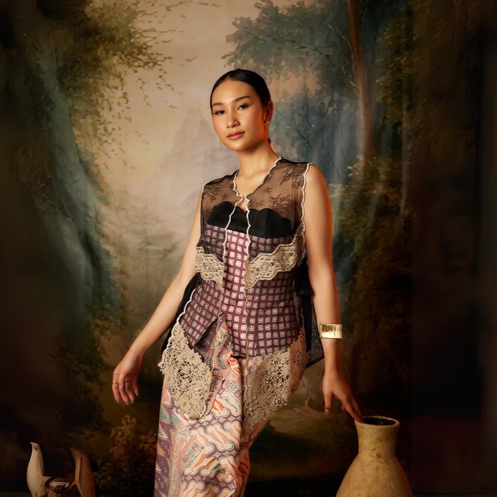 Kartinis - Ruhee - Vest Lace Embroidery Wanita Modern