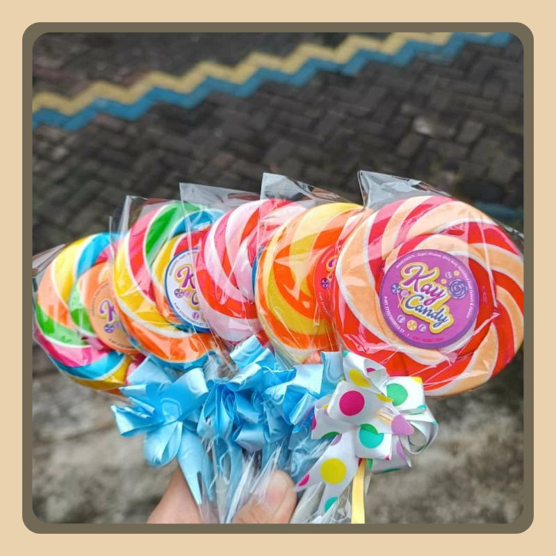 

Permen Lolipop 7 cm Bulat (Isi 50pcs)