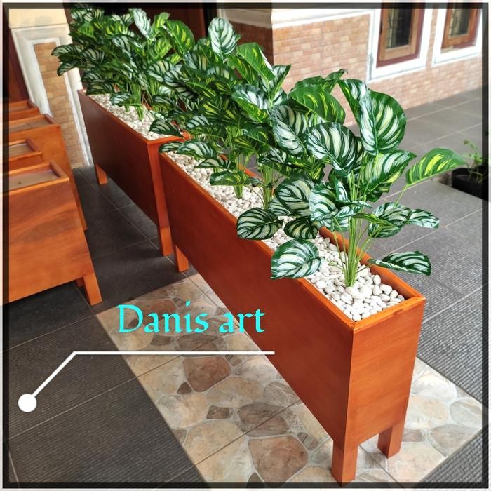 Planter box kayu/ Box tanaman/Kotak tanaman hias/ Partisi ruangan - Box + tanaman