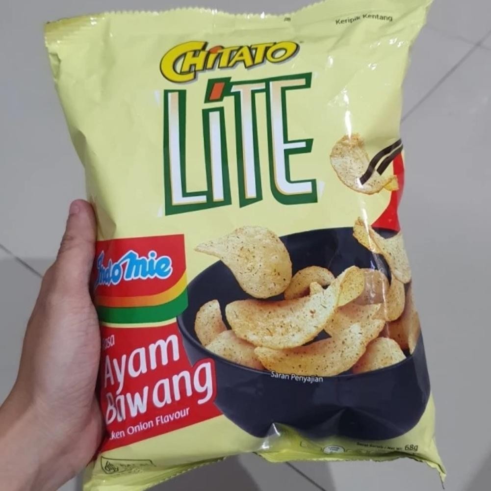 

Chitato Lite Snack Keripik Kentang Rasa Indomie Ayam Bawang 68gr