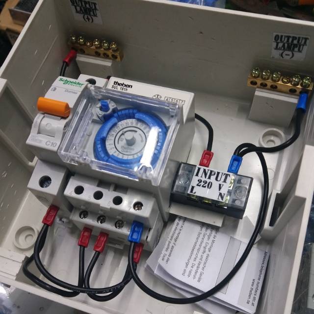 PANEL LAMPU TIMER ANALOG THEBEN SUL181H panel timer lampu