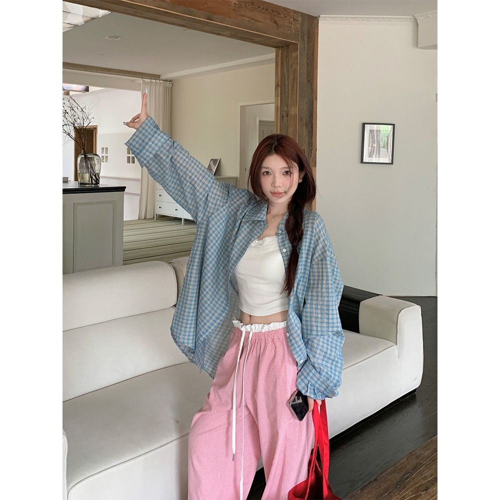 Kemeja kotak-kotak biru gaya malas retro wanita 2024 musim panas Korea longgar kemeja kasual lengan 