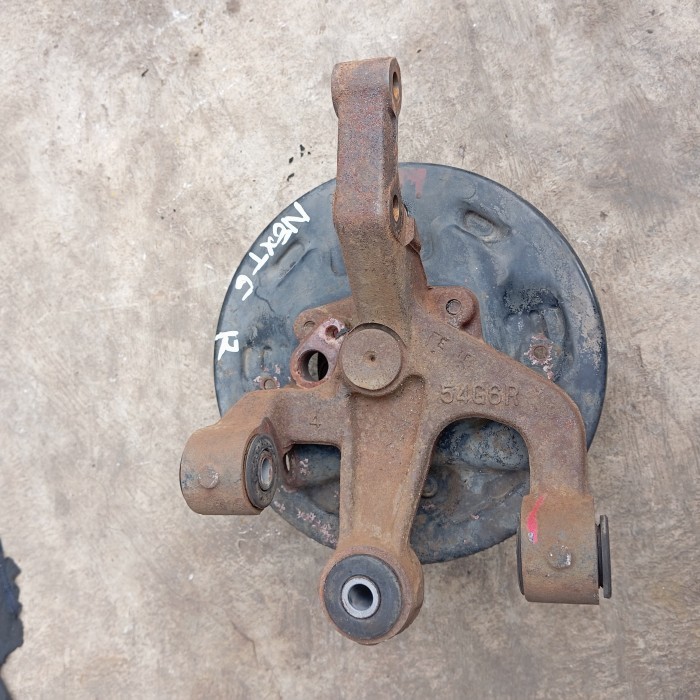 Knuckle knakel roda Belakang kanan R bonus bearing Suzuki Baleno Next G / Aerio copotan