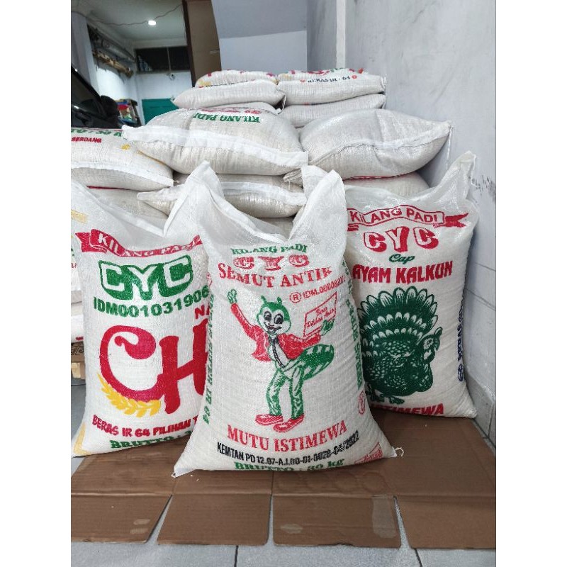 

beras 10kg 10 kg medium, murah pulen, enak tanpa pemutih,pengawet dan pewangi