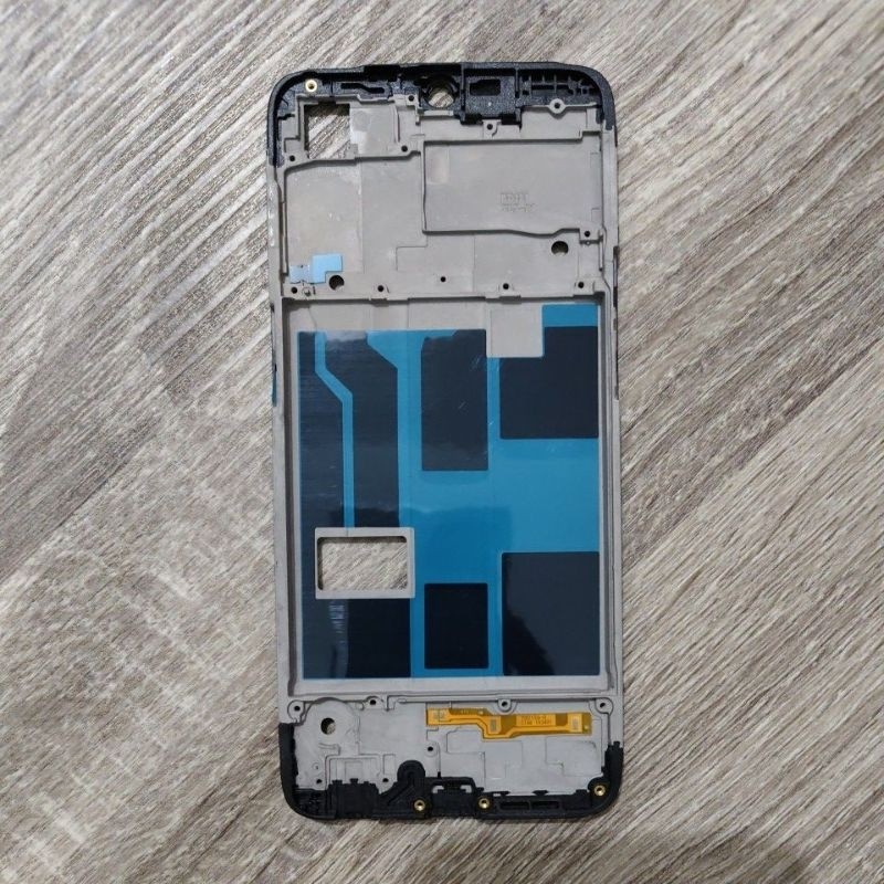 frame/tulang tengah/tatakan dudukan LCD Realme 2 Pro black