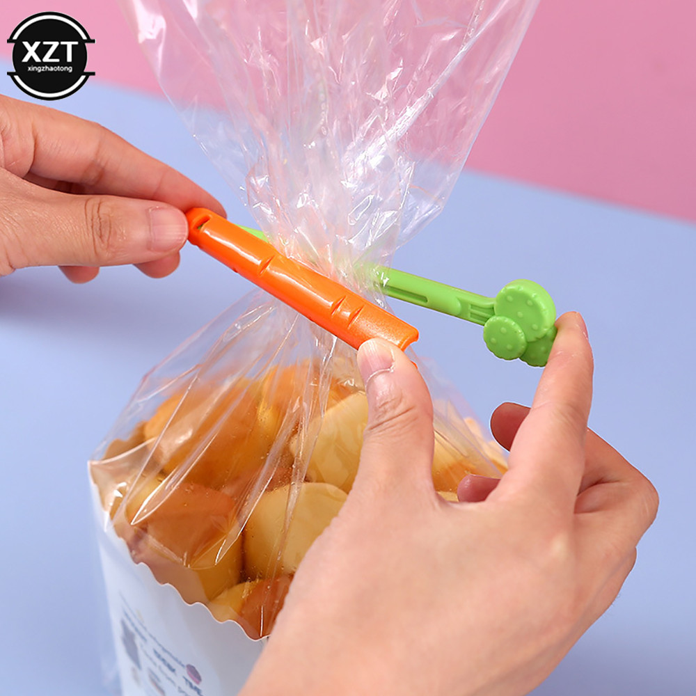 

5PC Sealing Tongs Magnetic absorption cartridge Closure Clip Cartoon Carrot Shape Moisture-Proof Clamp Food Bag Fresh Keeping