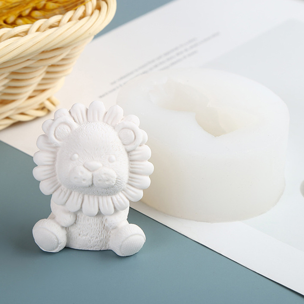

3D Cartoon Lion Silicone Mold DIY Scented Candle Handmade Soap Creative Home Decoration Candle Stand Mold