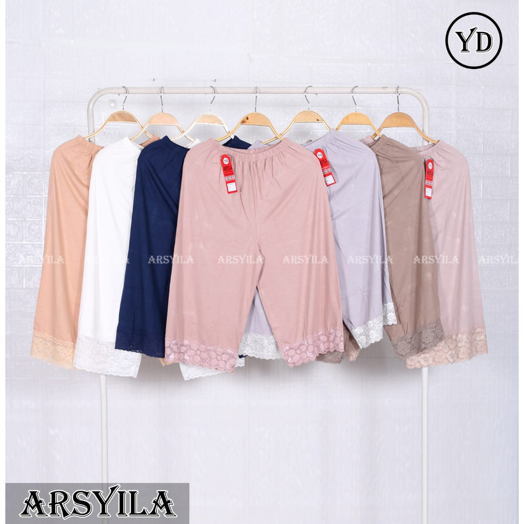 celana dalaman gamis pendek renda kecil \ Celana kulot pendek renda kecil