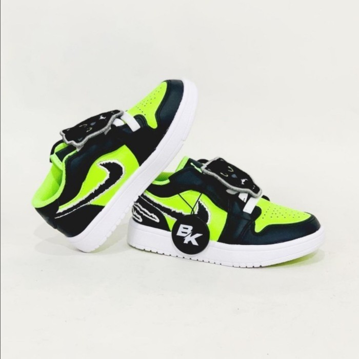 AIR JORDAN 1 LOW VOLT GREEN KIDS