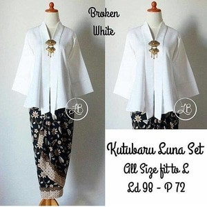 

✨NEW✨ -Setelan Kebaya Floy Kutu Baru Broken White