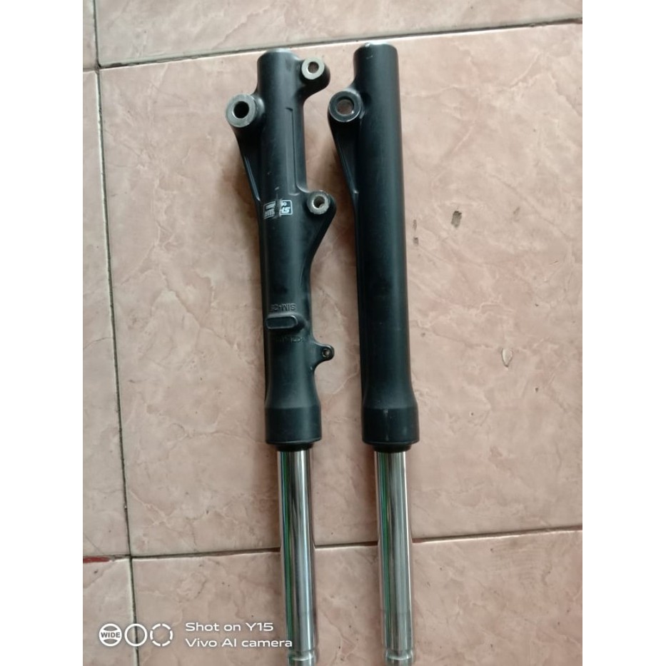 Shockbreaker depan Honda Beat fi