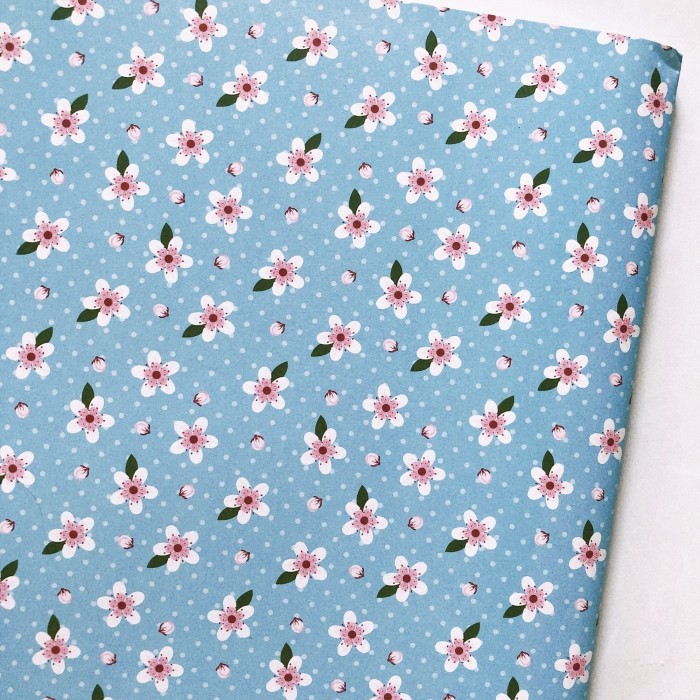 

Kertas kado biru motif bunga