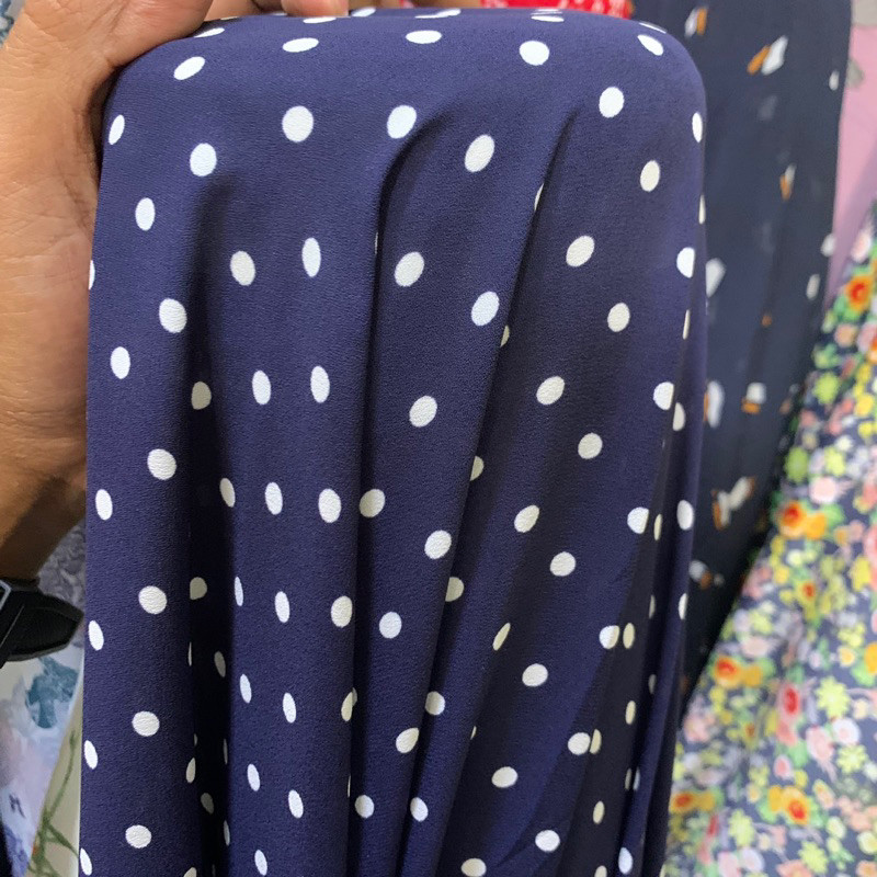 kain crepe polkadot - kain zara crepe polkadot navy - kain crepe premium