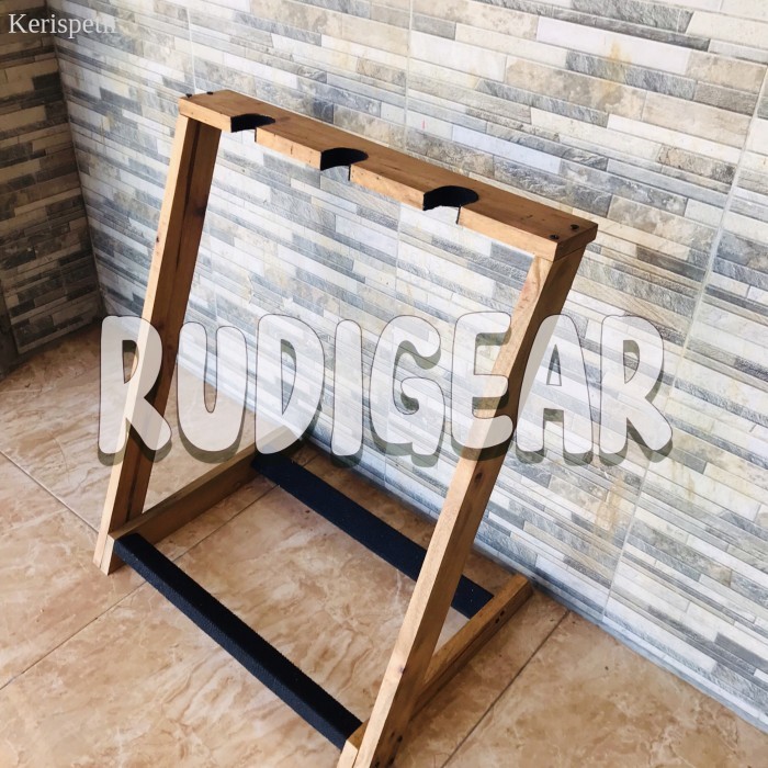 

rak gitar 3 slot stand gitar 3 slot kayu minimalis - natural kayu murah