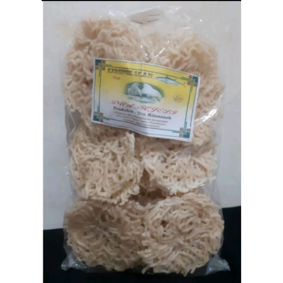 

Aneka snack Krupuk ikan tengiri khas madura premium mentah 600gr