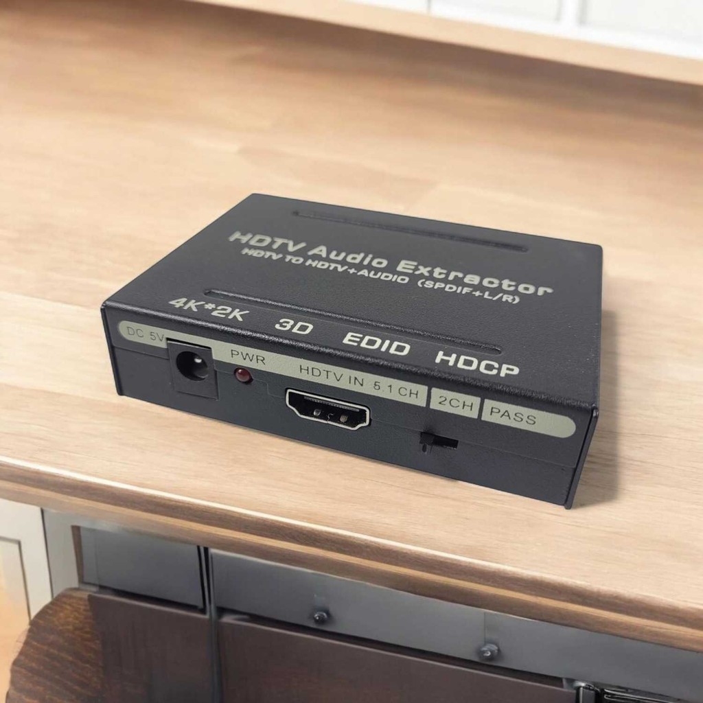 Audio Splitter 3 in 1 HDMI to HDMI Optical SPDIF RCA Converter