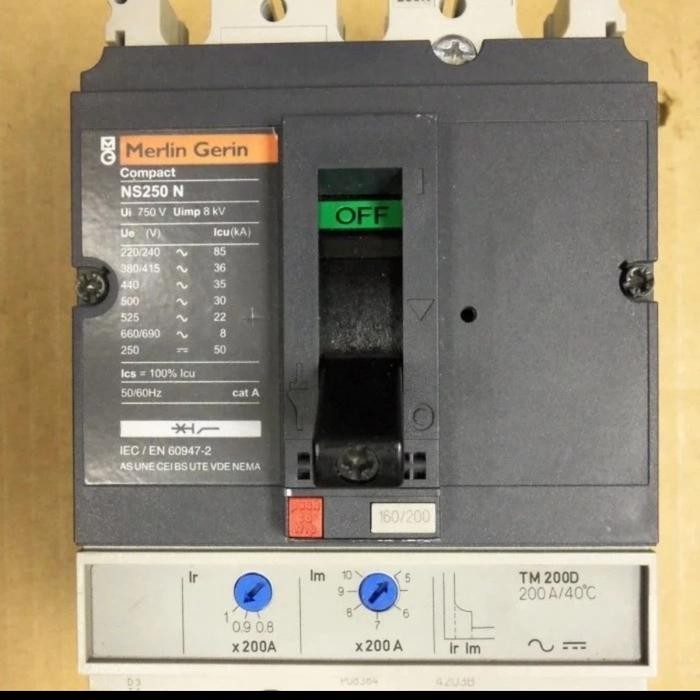 MCCB NS MERLIN GERIN 250N 200A