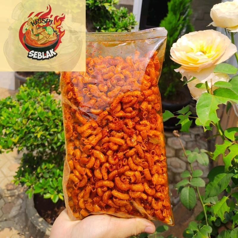 

Seblak krispi makaroni cikruh extra pedas 250gram.s Seblak