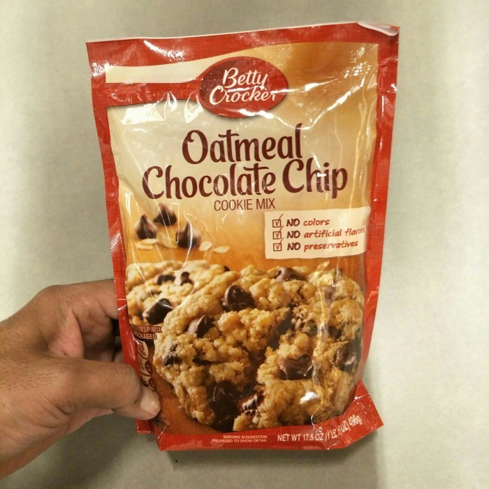

TERJUAL Betty Crocker Oatmeal Chocolate Chip Cookie Mix / Bahan Kue 496gr