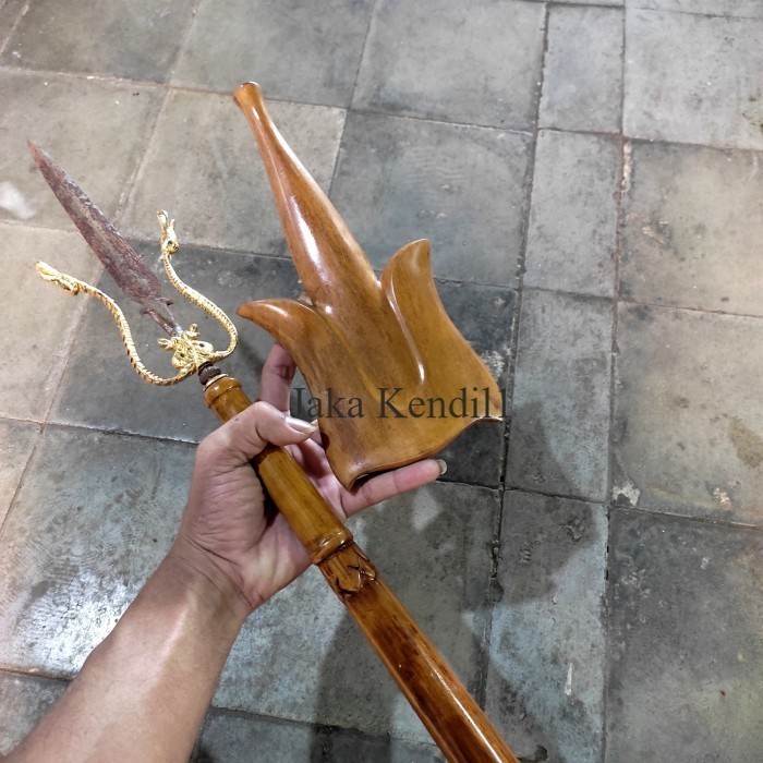 

Koleksi Tombak Trisula Naga Kembar Pamor Keleng Kinatah Sepuhan murah TERLANJUR MURAH