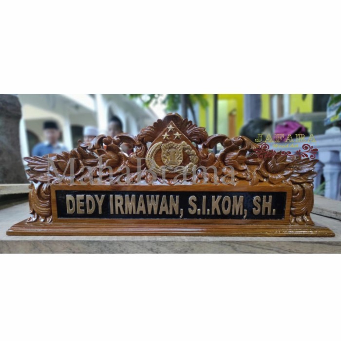 

Papan Nama Jabatan/Papan Nama Meja Kayu Ukiran Bunga Eropa Custome MB3212