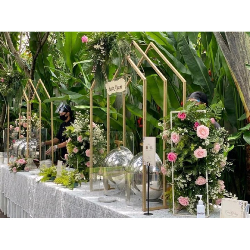 Dekorasi catering Standing Segitiga Prasmanan Dapat Dibongkar Pasang