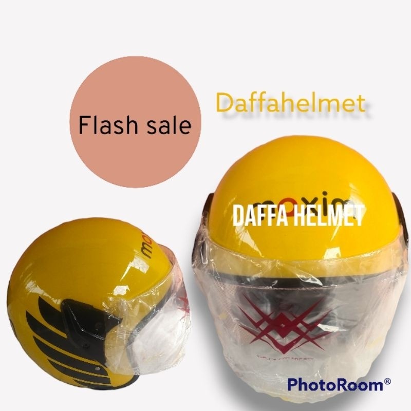 helm kuning maxim ojol