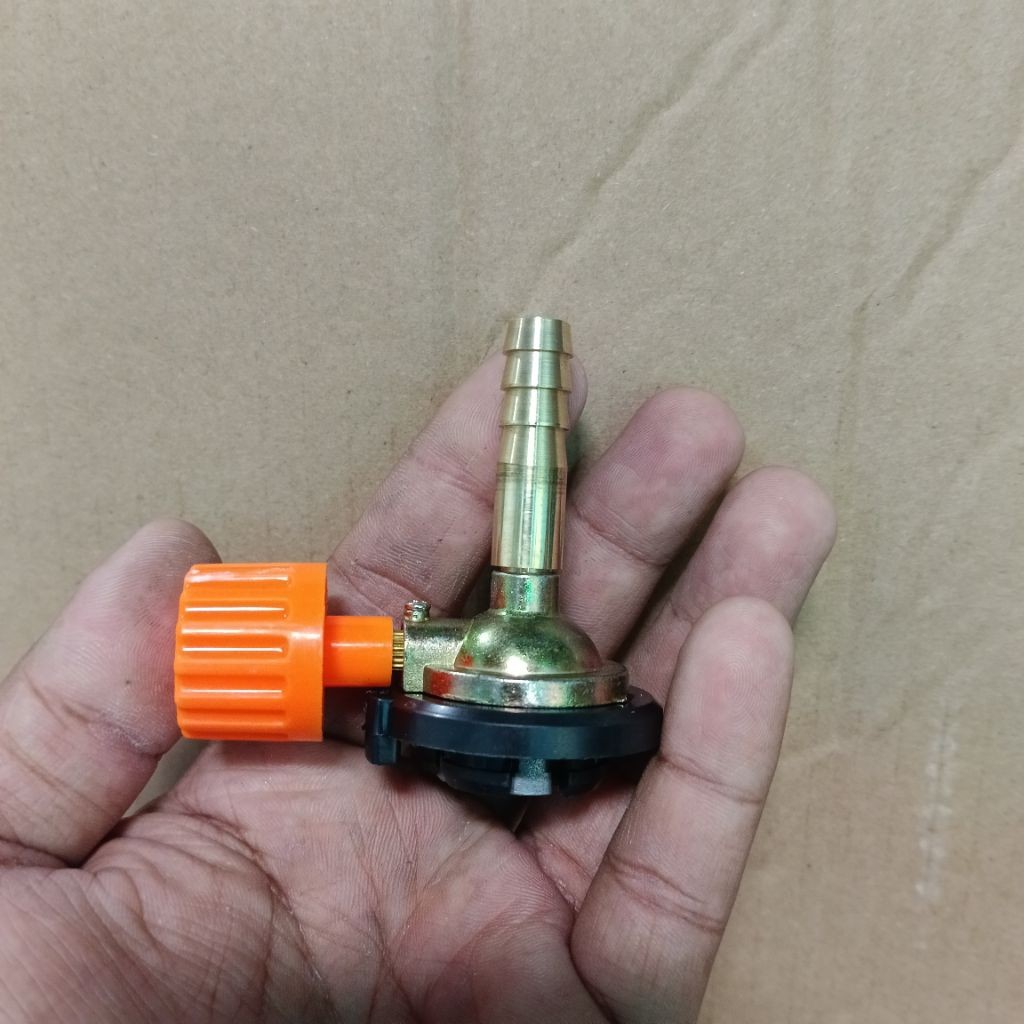 Kran konektor Nepel Gas kaleng portable untuk refil isi ulang ke selang kompor biasa