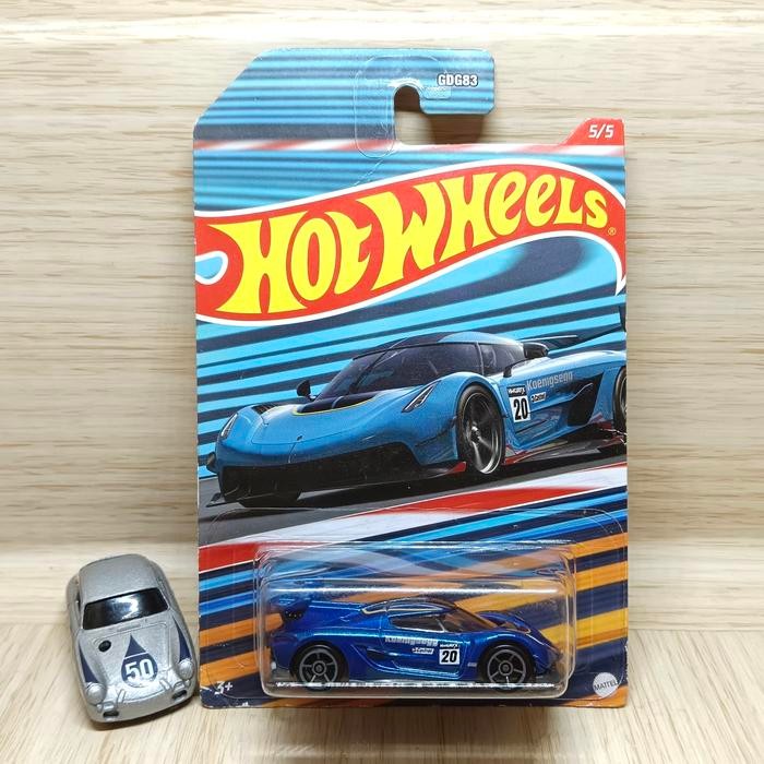 SLK99 hot wheels 2020 koenigsegg jesko racing circuit biru 2022