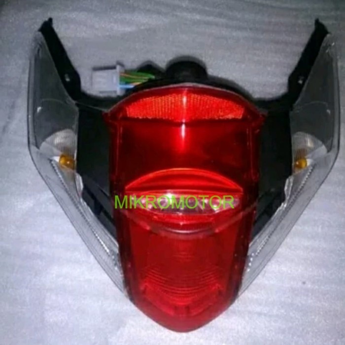 Lampu stop Belakang Revo absolute Revo fit KARBU lampu belakang absolute revo