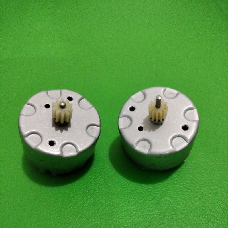 Dinamo VCD Besar RF500 DC 3V - 9V Layang