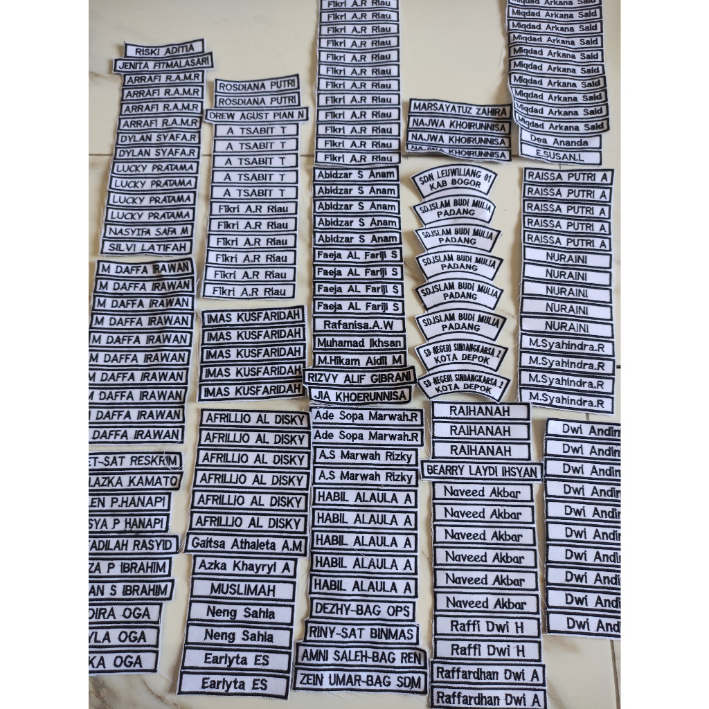 

Bordir Bet Nama // Name Tag // Nama di Dada// Papan Nama Custom Bordir