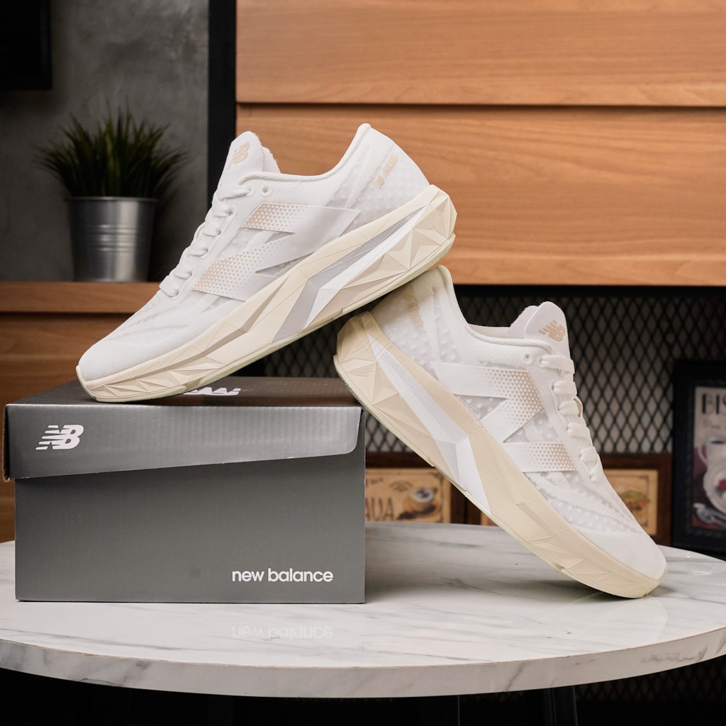 SEPATU PRIA - NEW B REBEL - WHITE CREAM