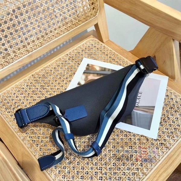 TAS CH DISNEY Charter Belt Bag 7 With Walt Disney World Motif C8509