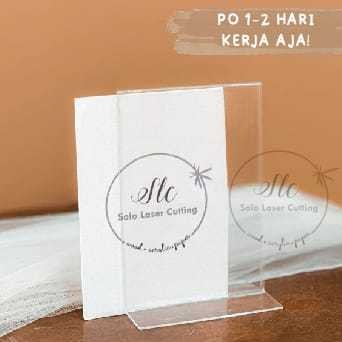 

TEMPAT BROSUR AKRILIK TEMPAT BROSUR AKRILIK STANDING A4 TEMPAT QRIS / BROSUR / MENU TEMPAT BROSUR / TEMPAT DISPLAY