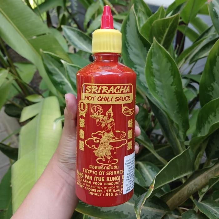 

Sriracha Hot Chilli Sauce Nang Fah 450 ml / Saus Thailand / Saos