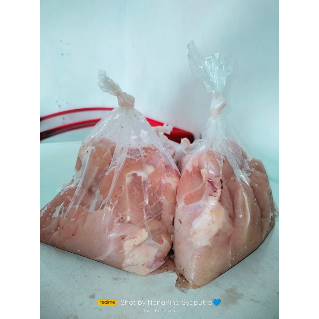 

Dada Fillet Fres 1kg (dikirim beku agar tidak rusak)
