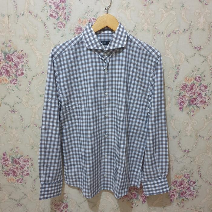 Mulus .authentic baju kemeja .shirt hugo boss size M