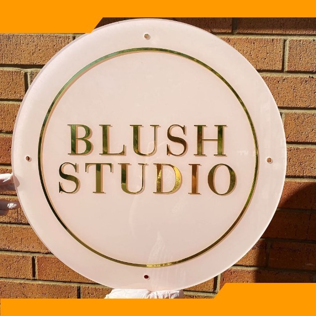 CUSTOM PAPAN LOGO BISNIS AKRILIK/ PAPAN LOGO USAHA/ PAPAN LOGO PERUSAHAAN