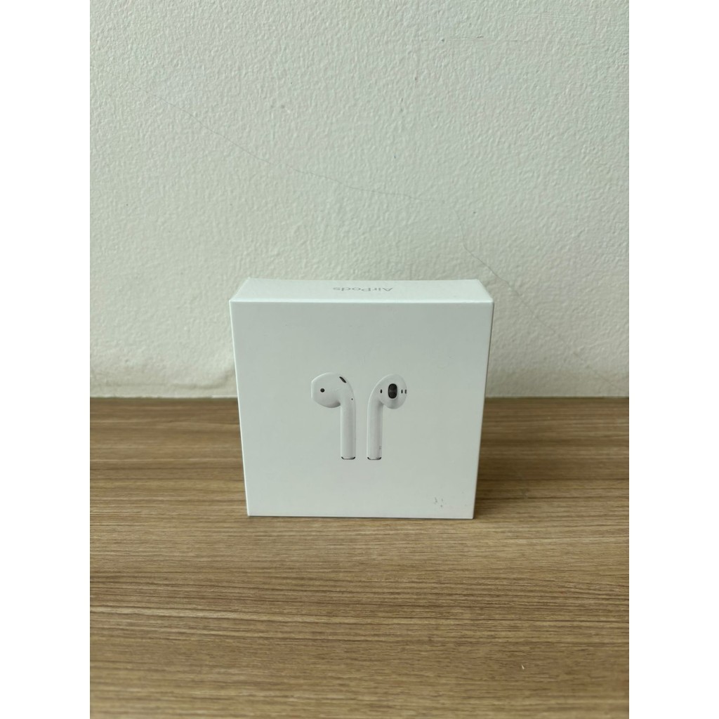 BNIB Apple Airpods 2 with charging case Original - Barang Hadiah Harga Special