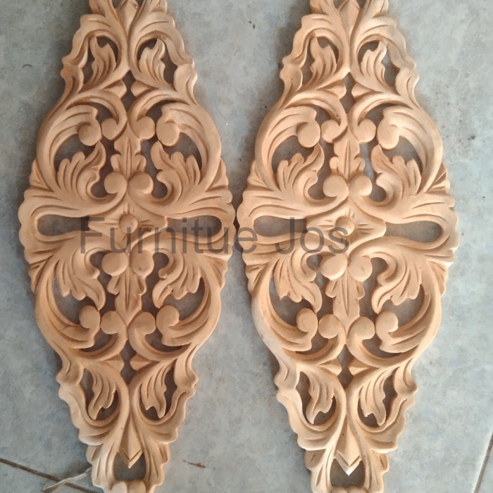 Model Ornamen Ukir Tempel Kayu Jepara Berkualitas Bahan Kayu Mahoni FJ546