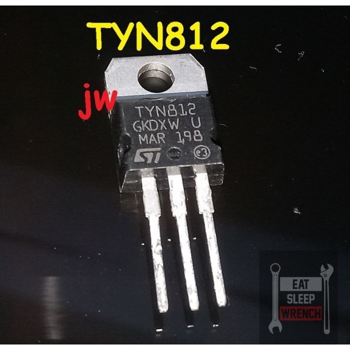 TYN812 tyn812 SCR Thyristor TO-220 Komponen Elektronik Transistor IC dan Mosfet