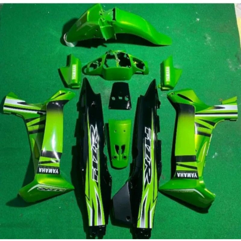TERMURAH  cover body full set bodi halus motor Yamaha fiz r fizr warna hijau hitam